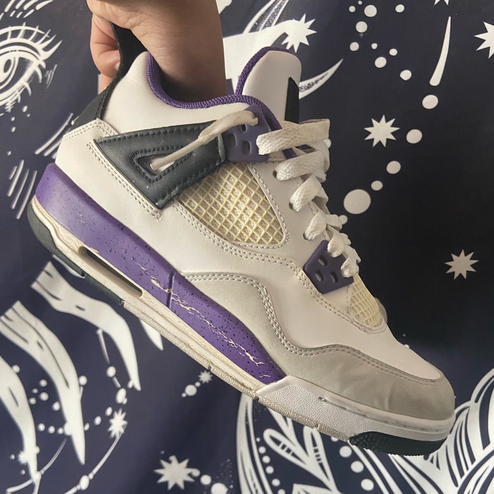 ultraviolet jordan 4